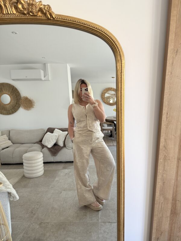 PANTALON A BRODERIE