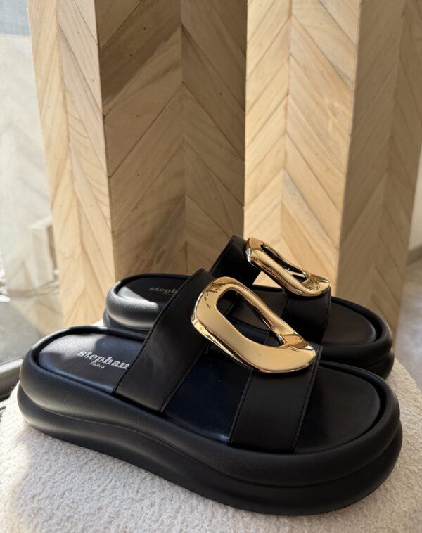 SANDALES À BIJOUX