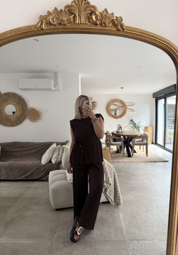 ENSEMBLE PLISSE MARRON