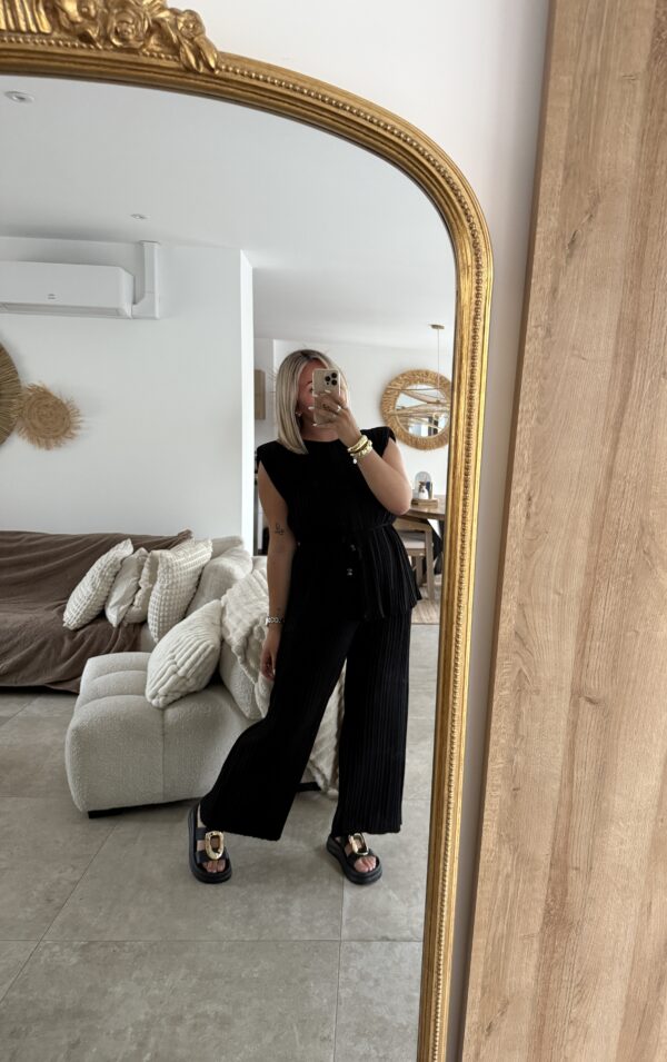ENSEMBLE PLISSE NOIR