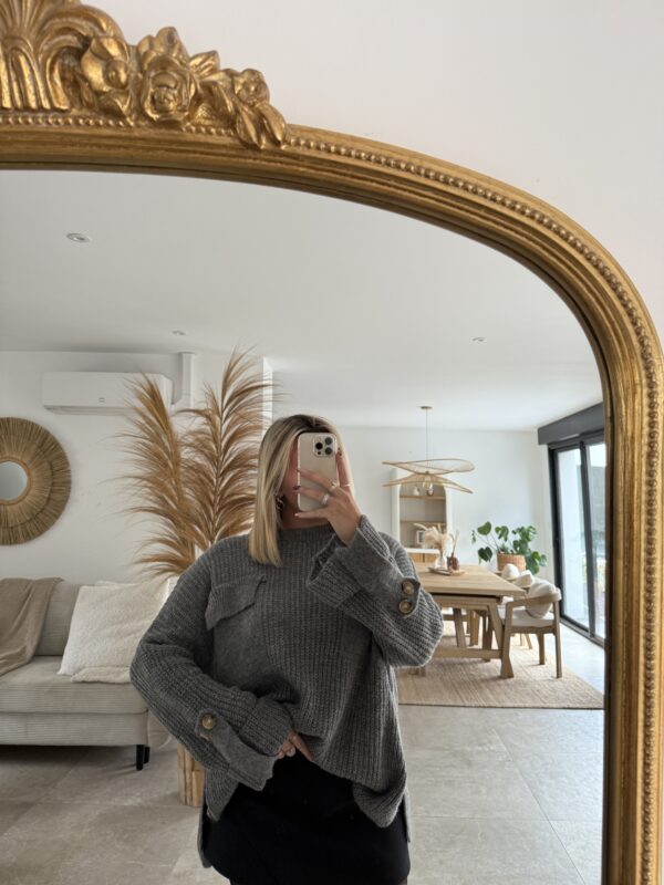 PULL ROXANE