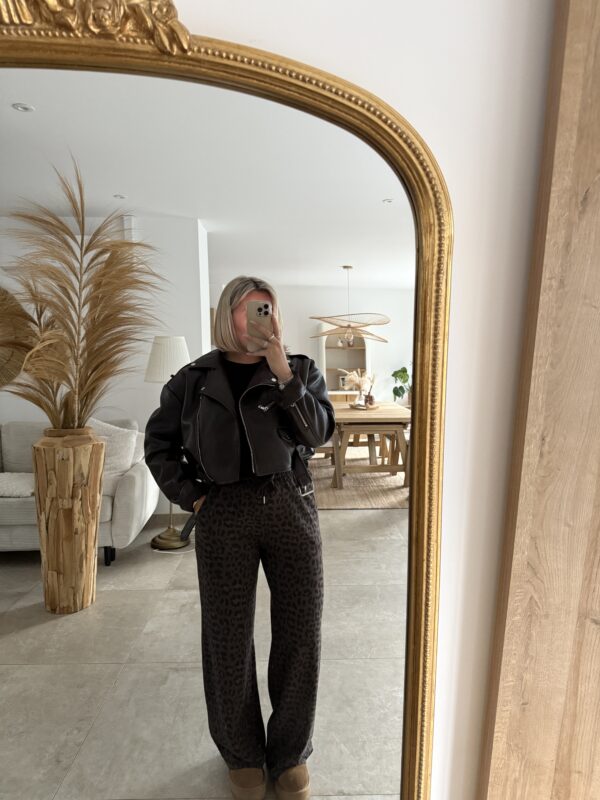 PANTALON LEOPARD EFFET JOGGING – Image 3