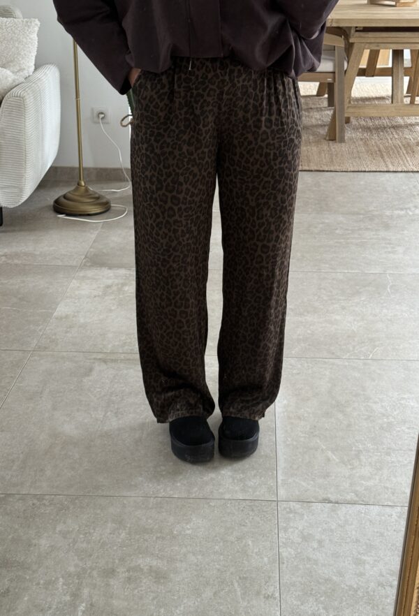 PANTALON EN SATIN LEOPARD