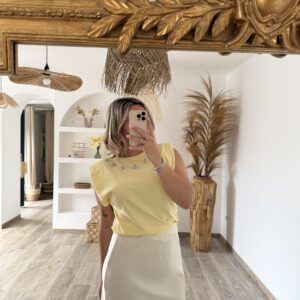 TEE SHIRT JAUNE - BIJOUX