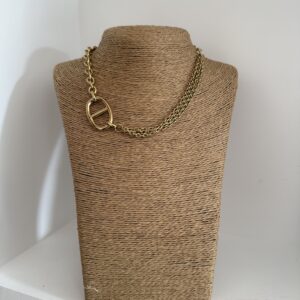 COLLIER